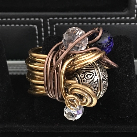 UNIQUE HEAVY METAL RING - Picture 3 of 8